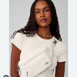 ALO Yoga Cream Belt Bag